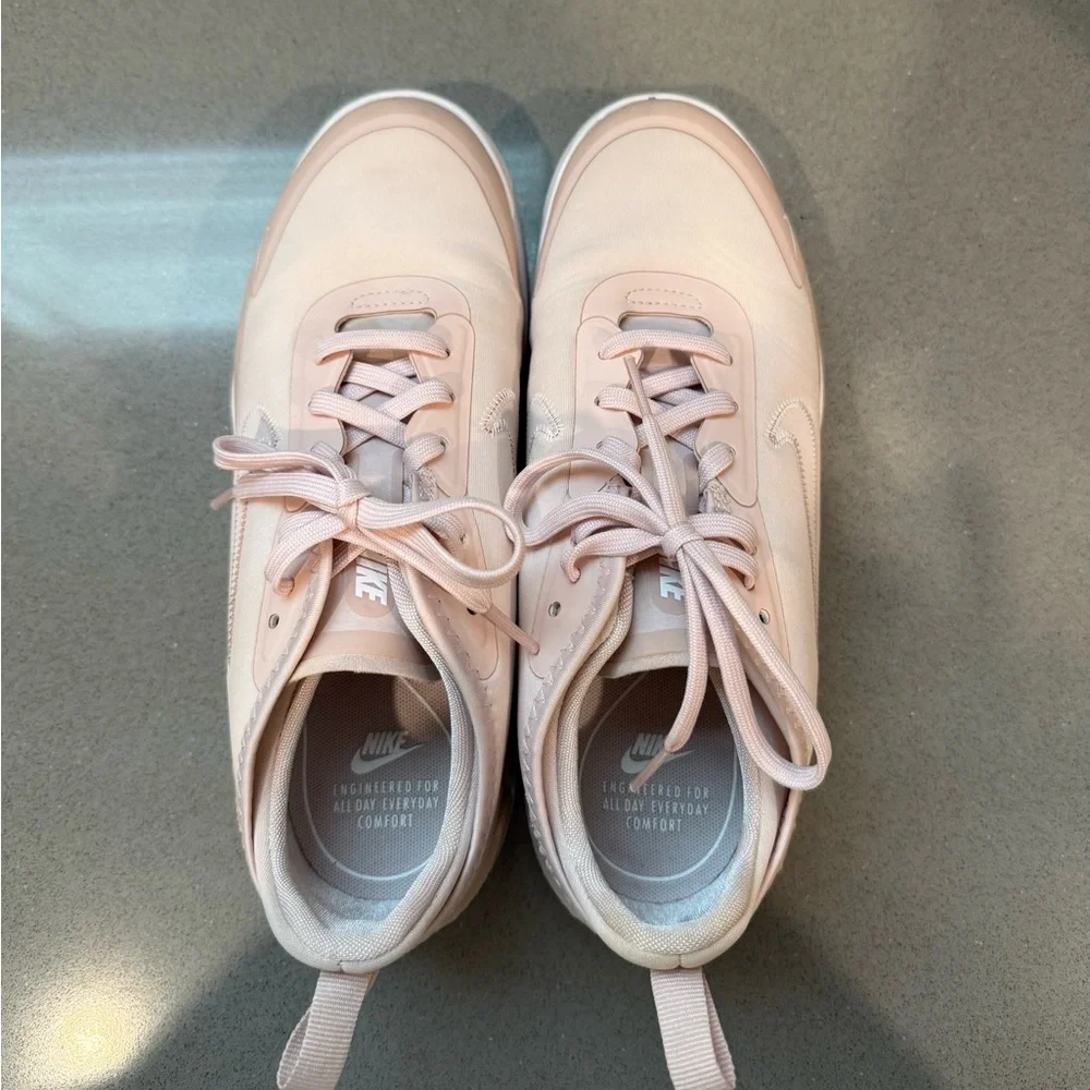 Nike Women's Sneakers